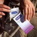 Презервативи Дюрекс (Durex Invisible Extra Lube) латексні з силіконовою змазкою ультратонкі з додатковою змазкою 12 шт — Фото 14