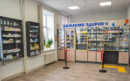 Инвестируем в будущее фармации: «Бажаємо здоров’я» открыла учебную аптеку в НМУ имени А. А. Богомольца